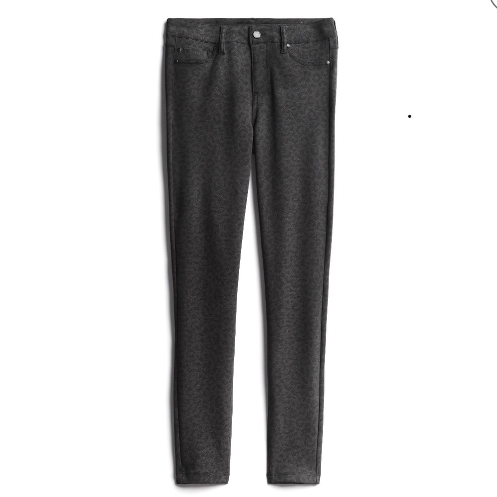 NWT Black Leopard Print Skinny Pants